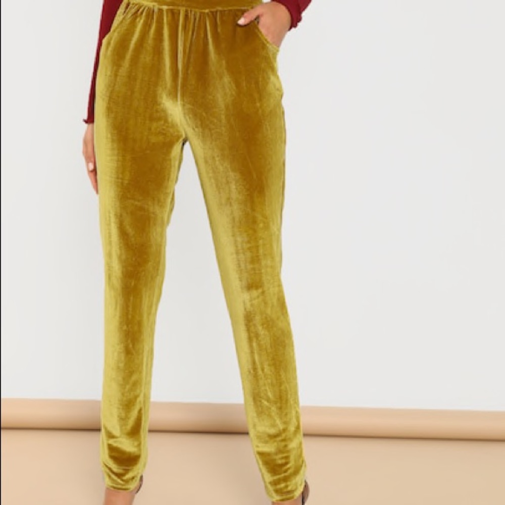 Pocket Front Velvet Gold Cigarette Pants - Medium 6